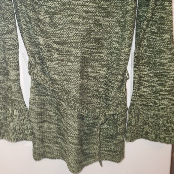 Derek Heart Army Green Cowl Neck Belted Sweater - Picture 4 of 9